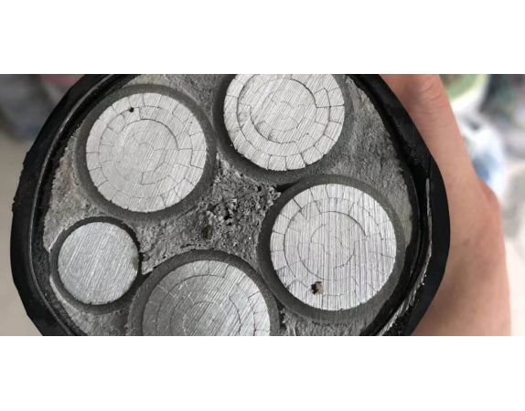 Why Is Aluminium Used To Make Overhead Power Cables?